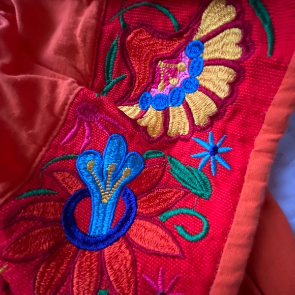 Crop top - Picture 3 of 3